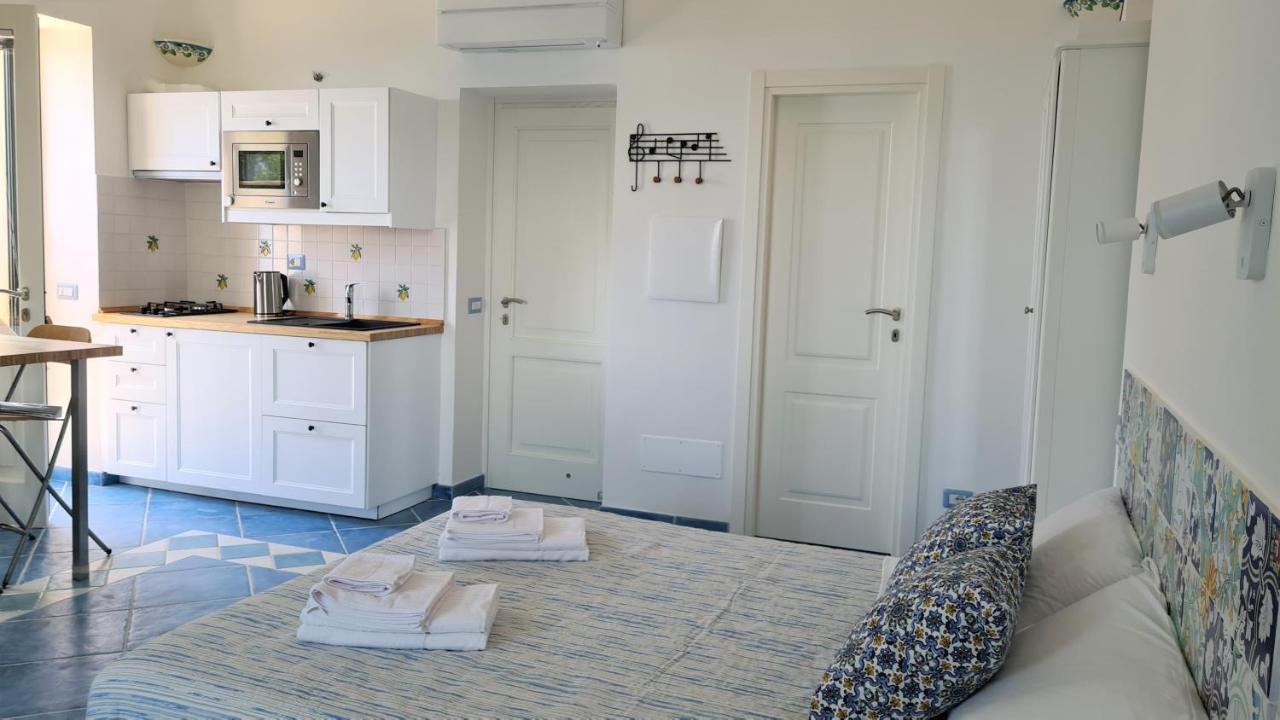 The Little Tower Of Minuta Apartment Scala Exterior photo